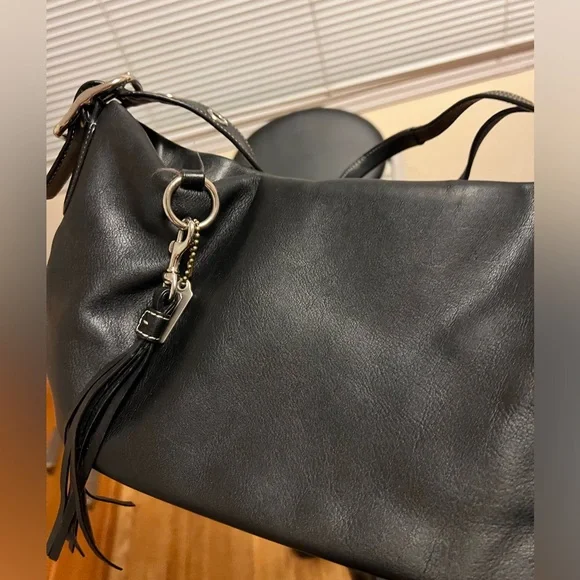 COACH - East West Legacy Handbag F066-1417 - Black Leather (EUC) - Picture 4 of 16